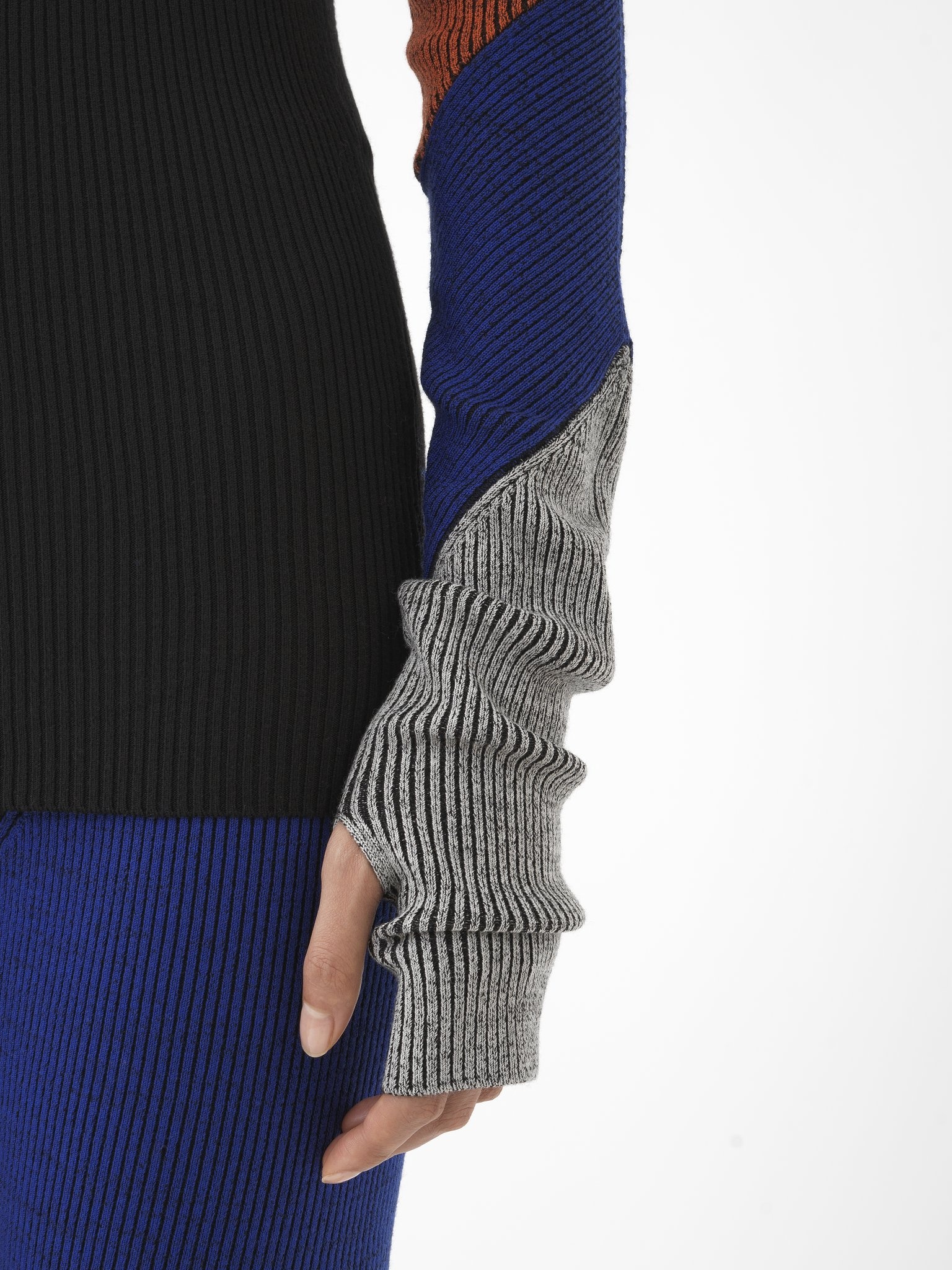 FITTED TURTLENECK TOP - 7