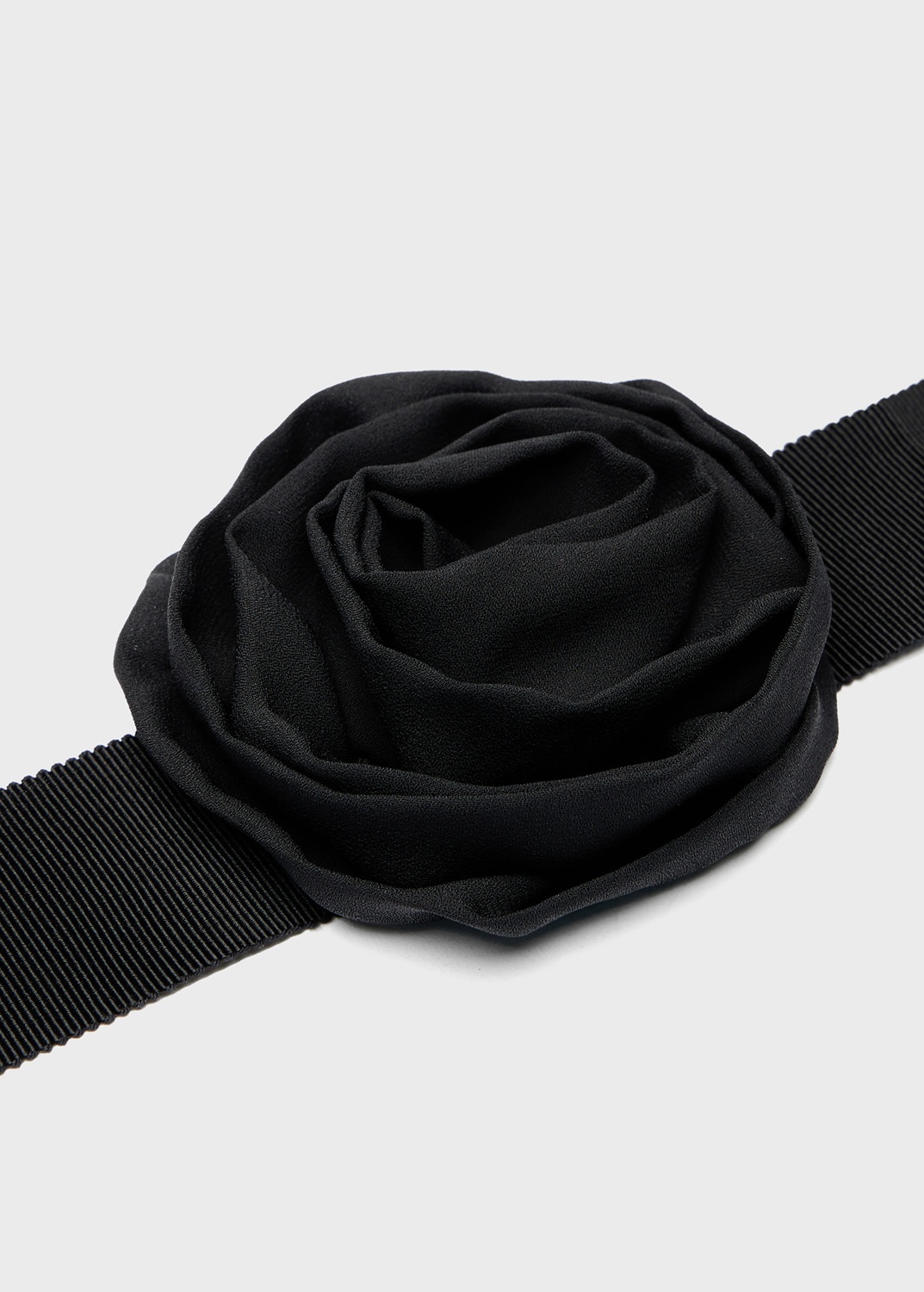 CHOKER WITH SATIN ROSE - 3