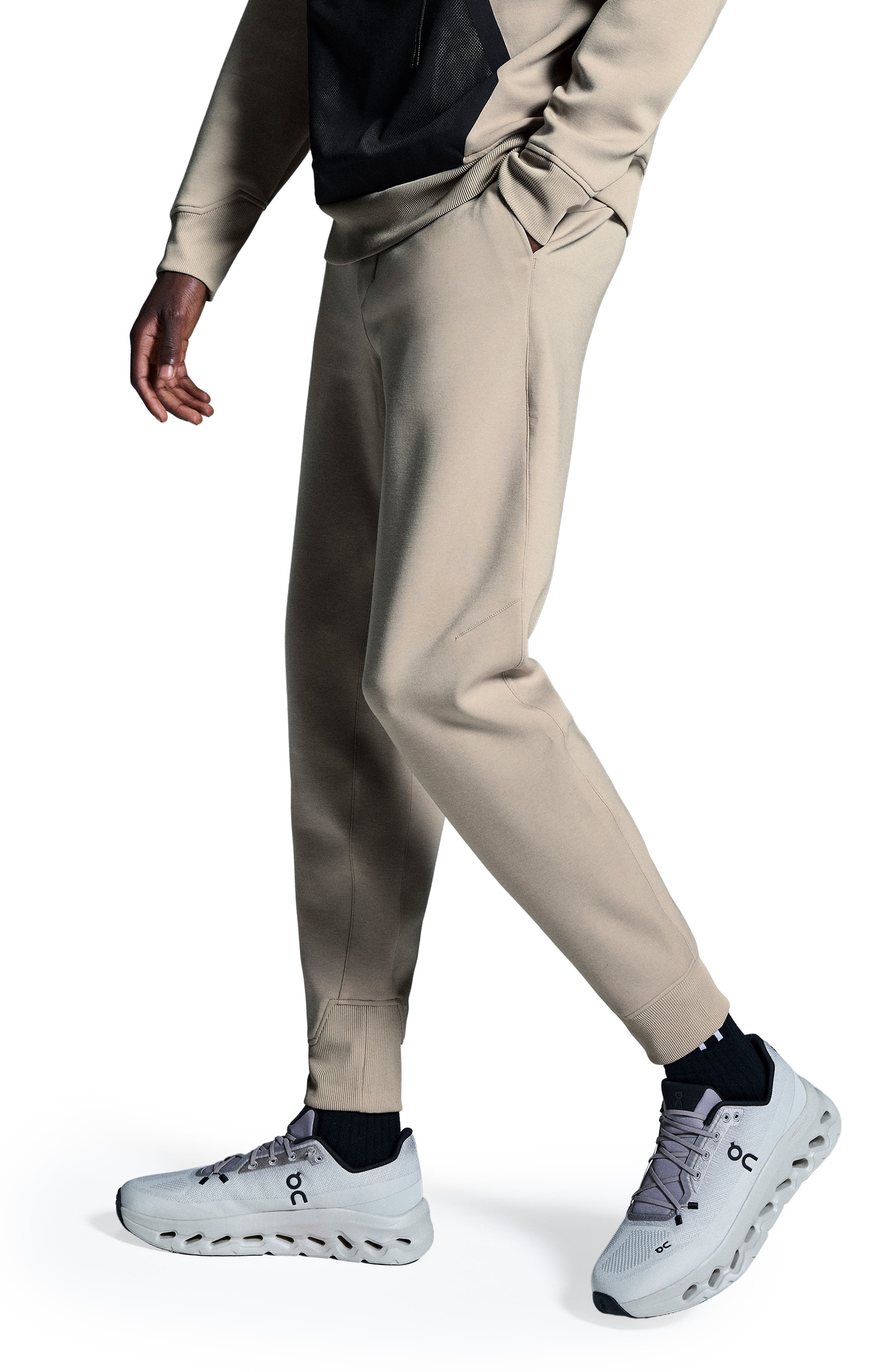 On Joggers in Desert at Nordstrom - 3