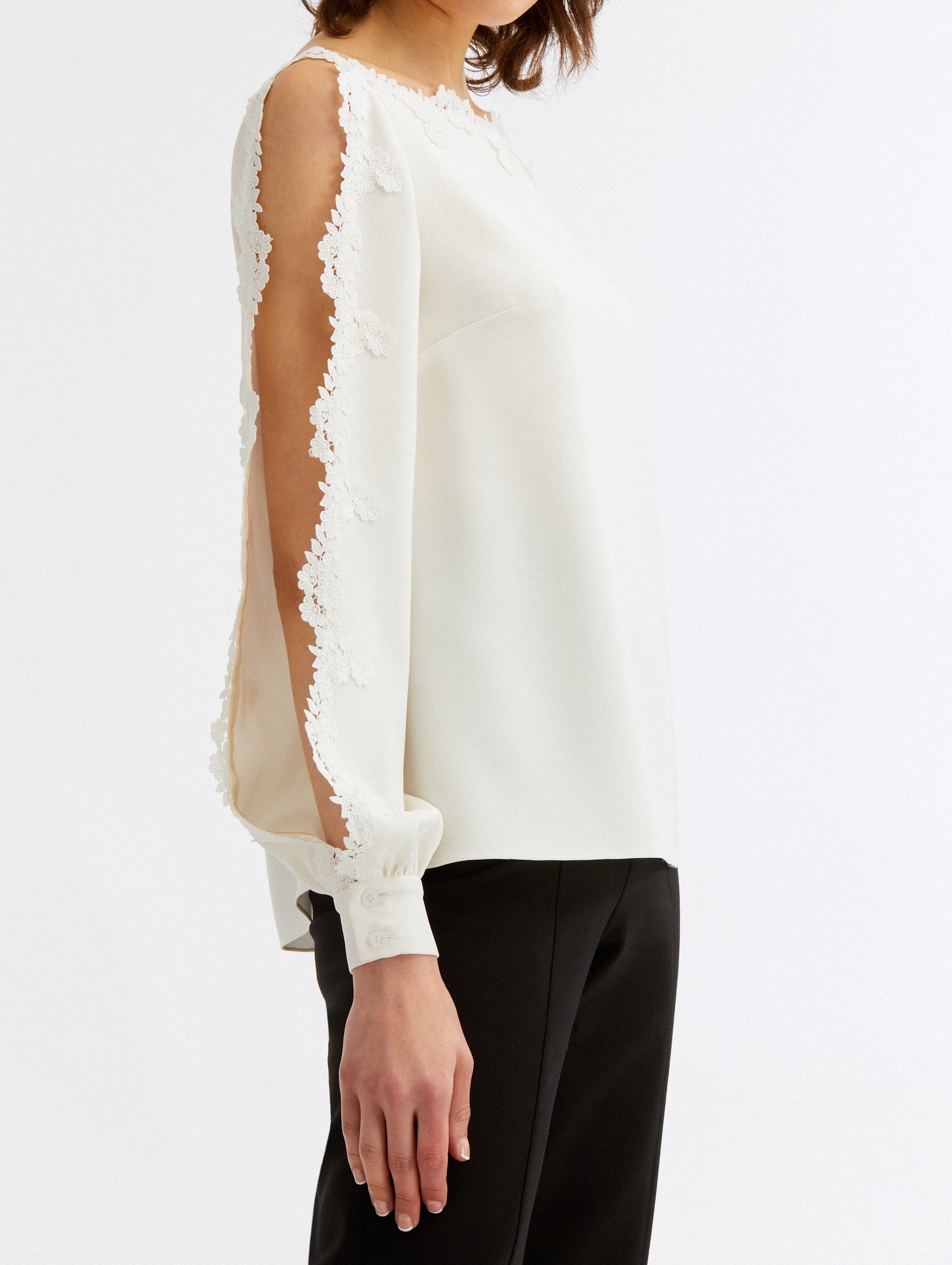 BATEAU NECK GUIPURE TRIM BLOUSE - 5