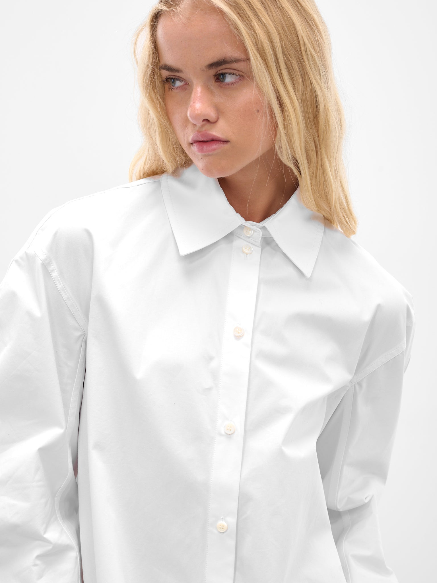 The White Ovalo Shirt Dress - 4