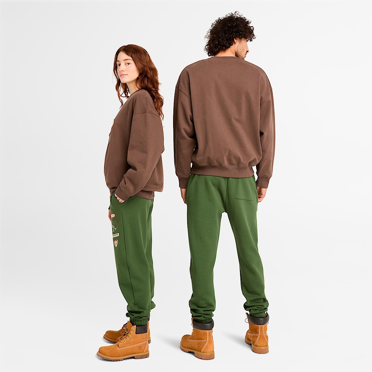 Box Fit Badge Crew Neck - 3