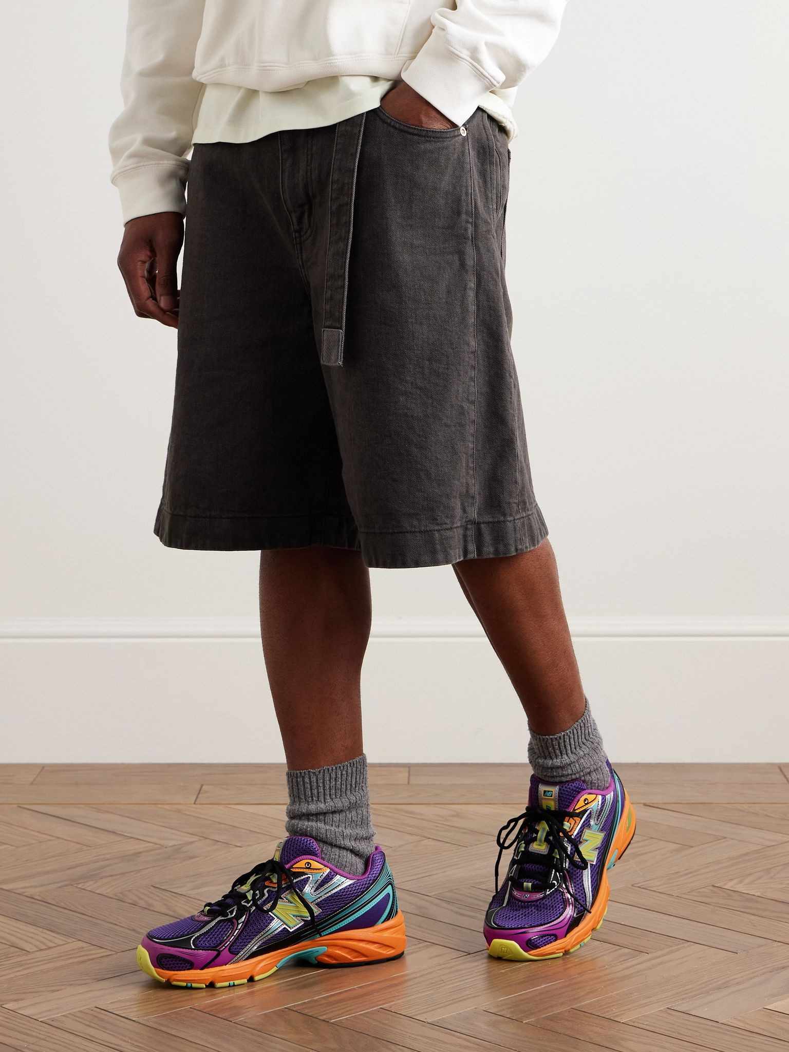 740 Leather-Trimmed Mesh Sneakers Purple - 2