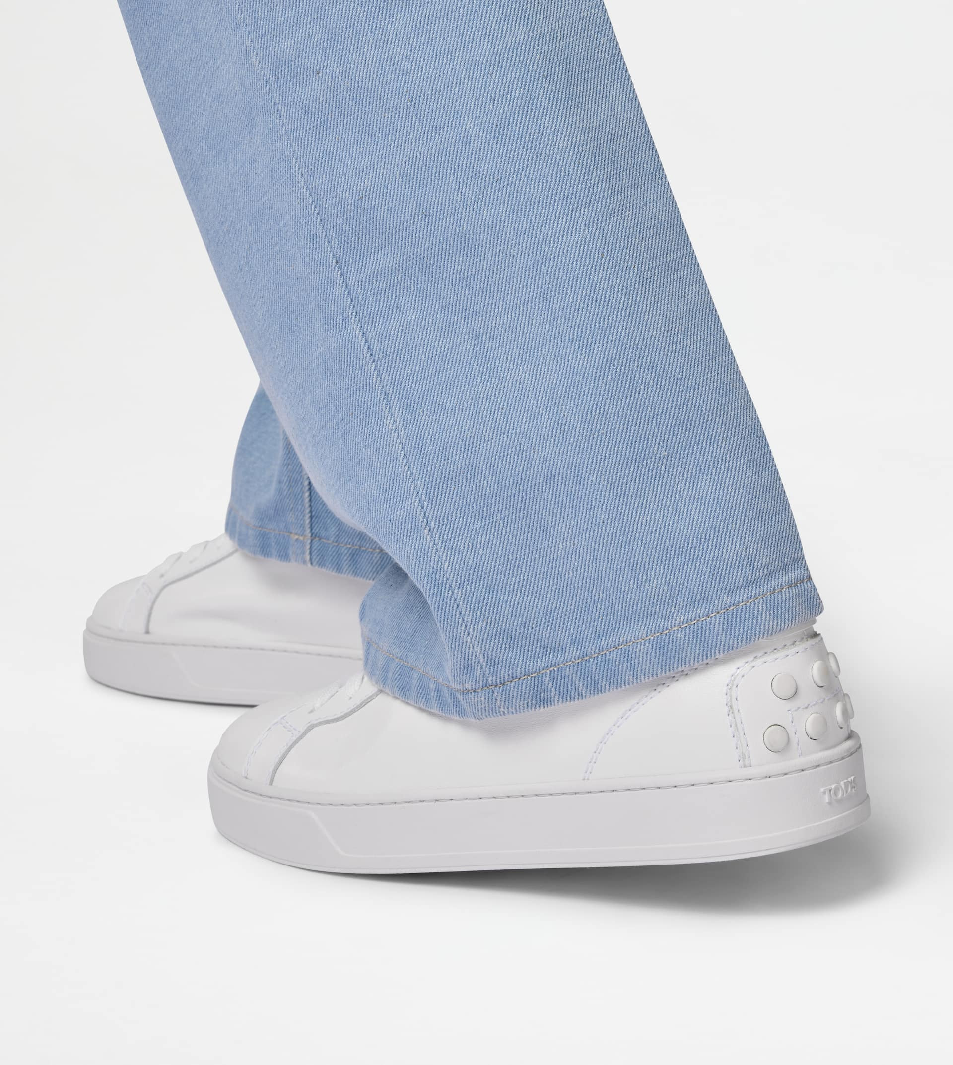 SNEAKERS IN LEATHER - WHITE - 6
