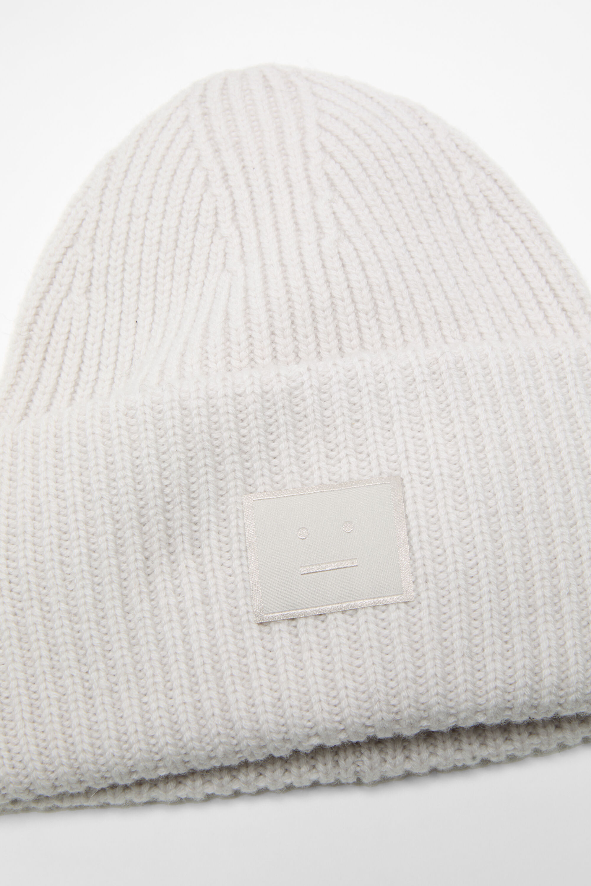 Large face logo beanie - Yak - Light grey - 3