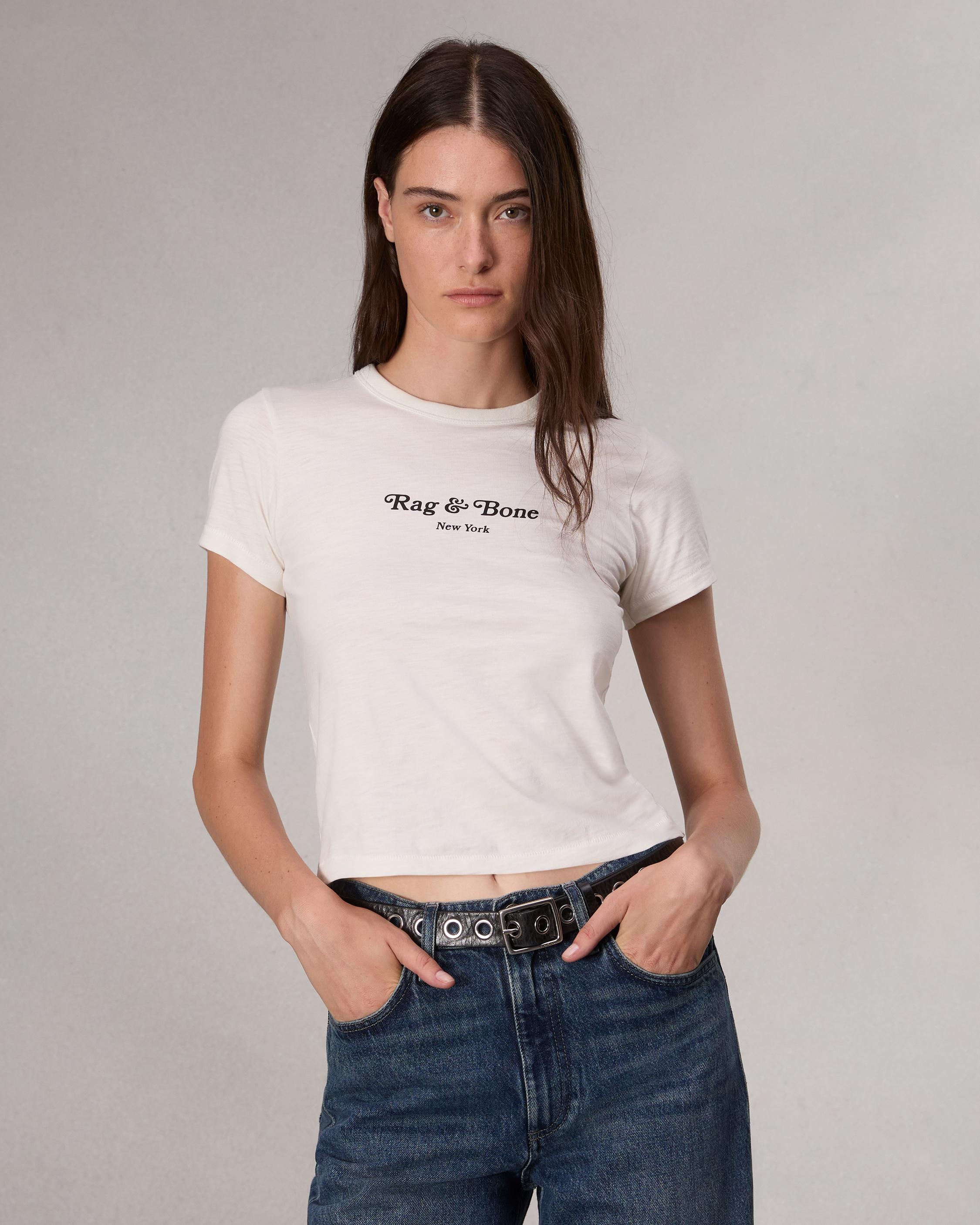 [ ] Slim Script Logo T-shirt ★大人気★ Script Logo Slim T-Shirt | Calvin Klein