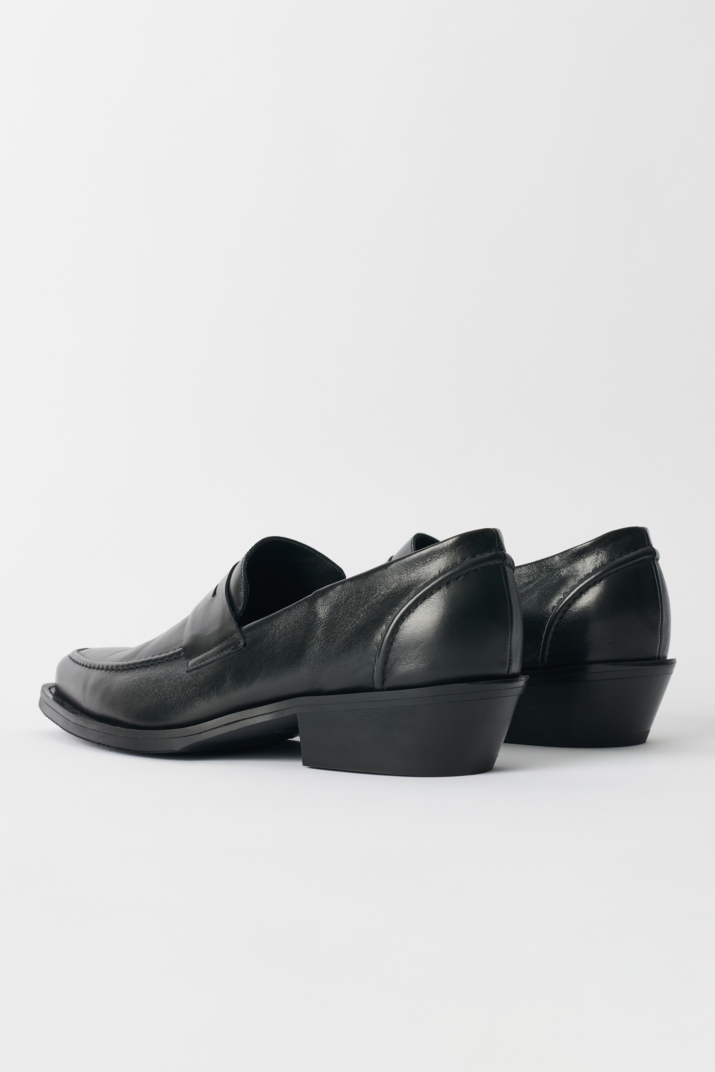 靴 OUR LEGACY CYPHER LOAFER SOMBRE SATIN Our Legacy - Cypher Loafer Sombre Satin Bovine