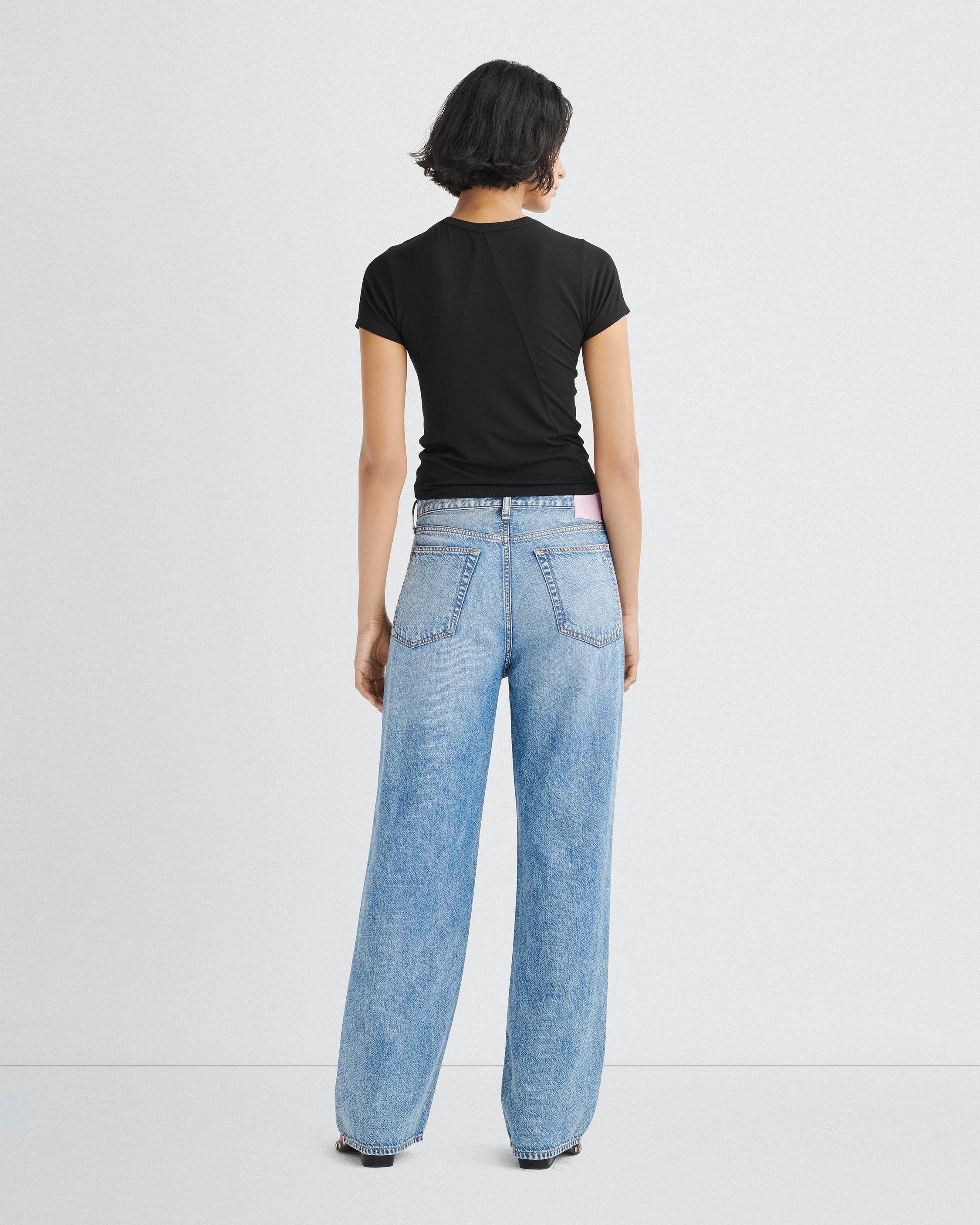 Featherweight Logan Wide-Leg - Audrey
Mid-Rise Featherweight Jean - 5