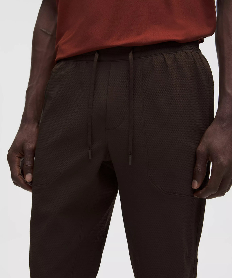 lululemon License to Train Textured Jogger *Regular outlook