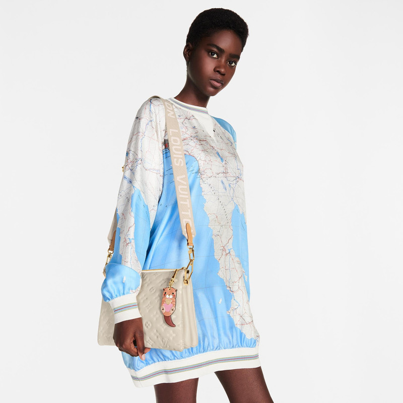 Louis Vuitton LV Otter Key Ring outlook