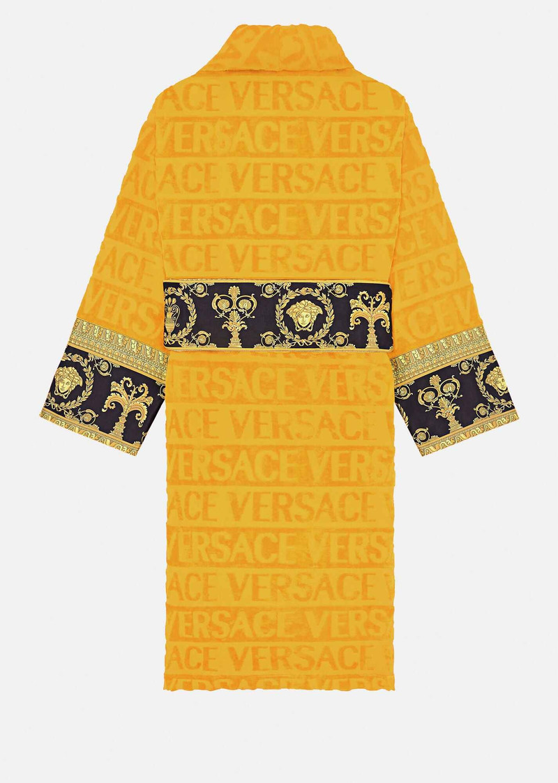 I ♡  Baroque Bathrobe 3