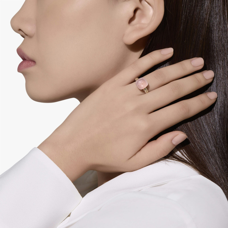 Pomellato Nudo Classic Ring outlook