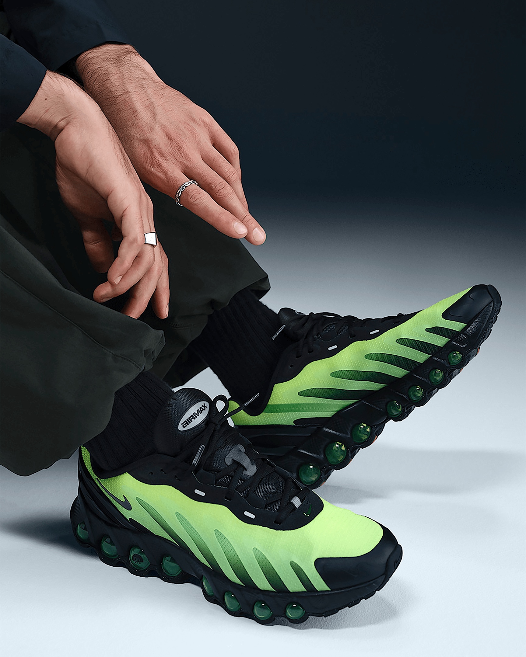 Nike Air Max Dn8 Men's Shoes - 12