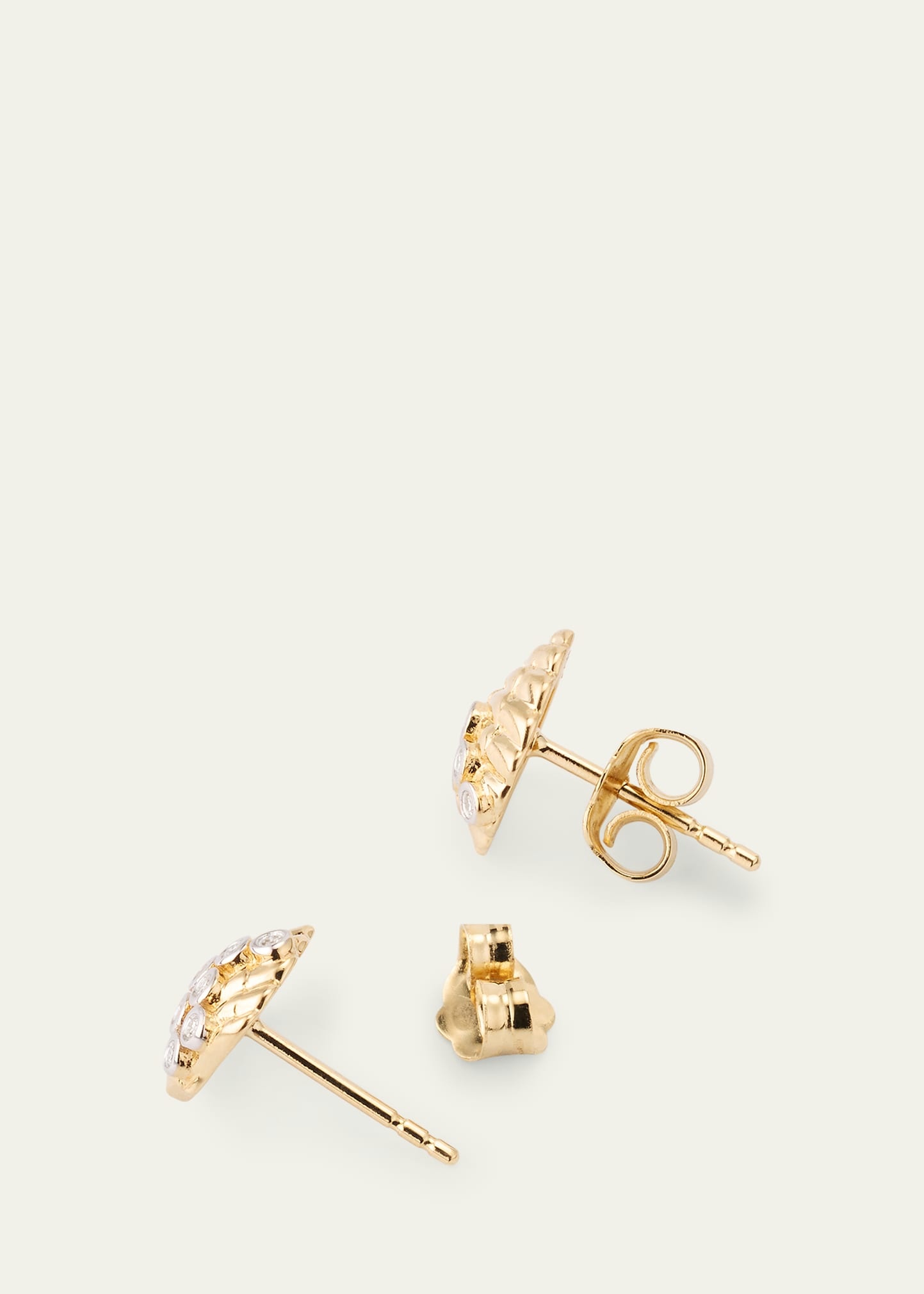 Clam Shell 14K Gold Diamond Stud Earring, Single - 4