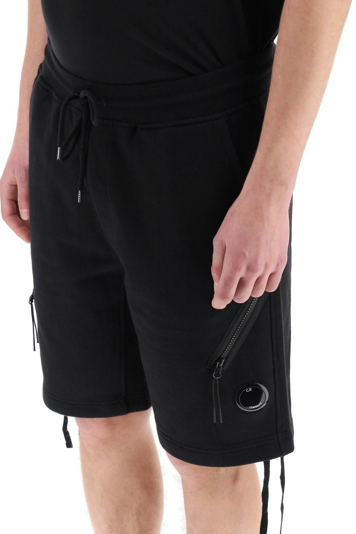 DIAGONAL RAISED FLEECE SHORTS - 5