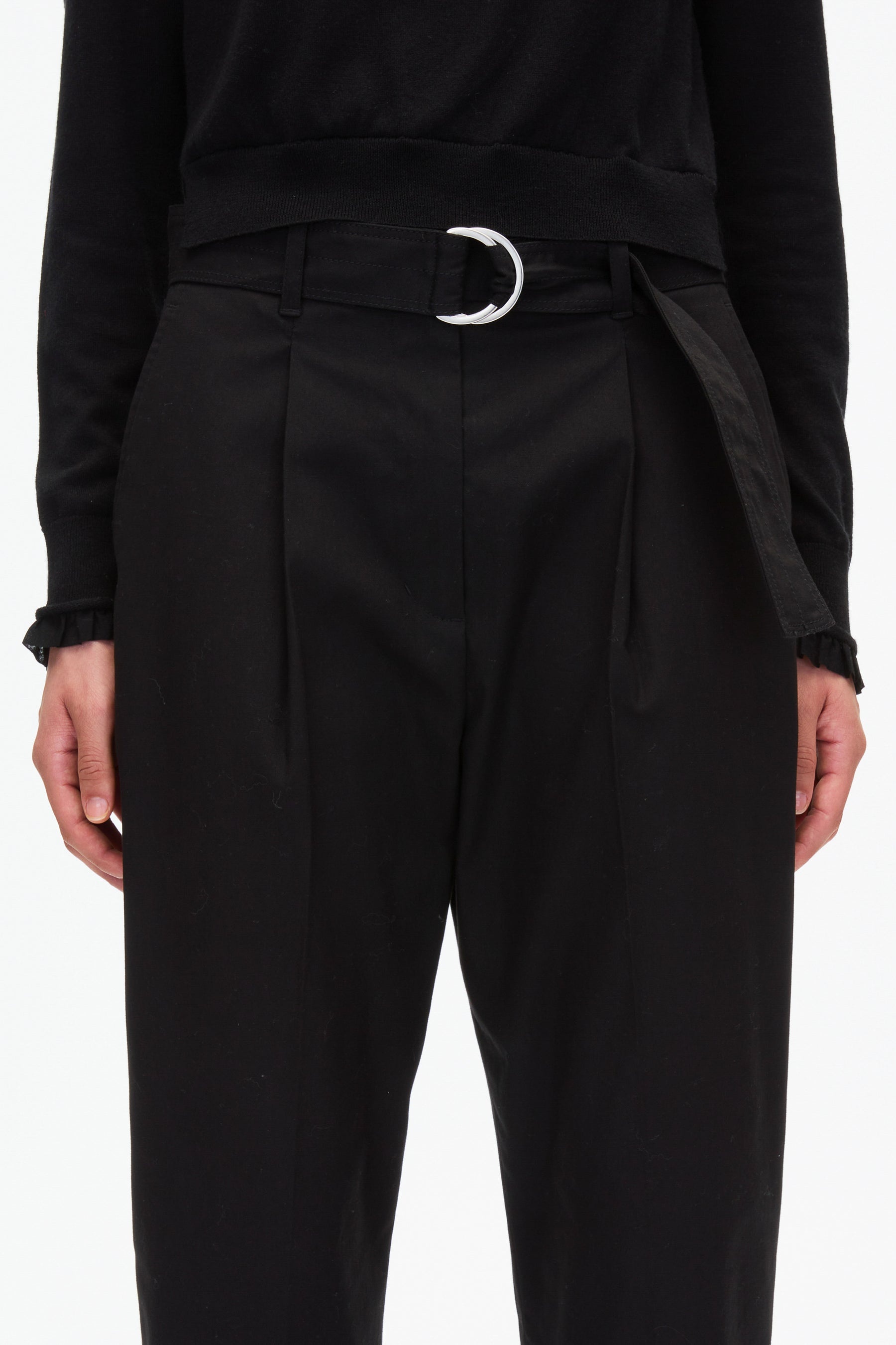 Pleat Carrot Pant - 5