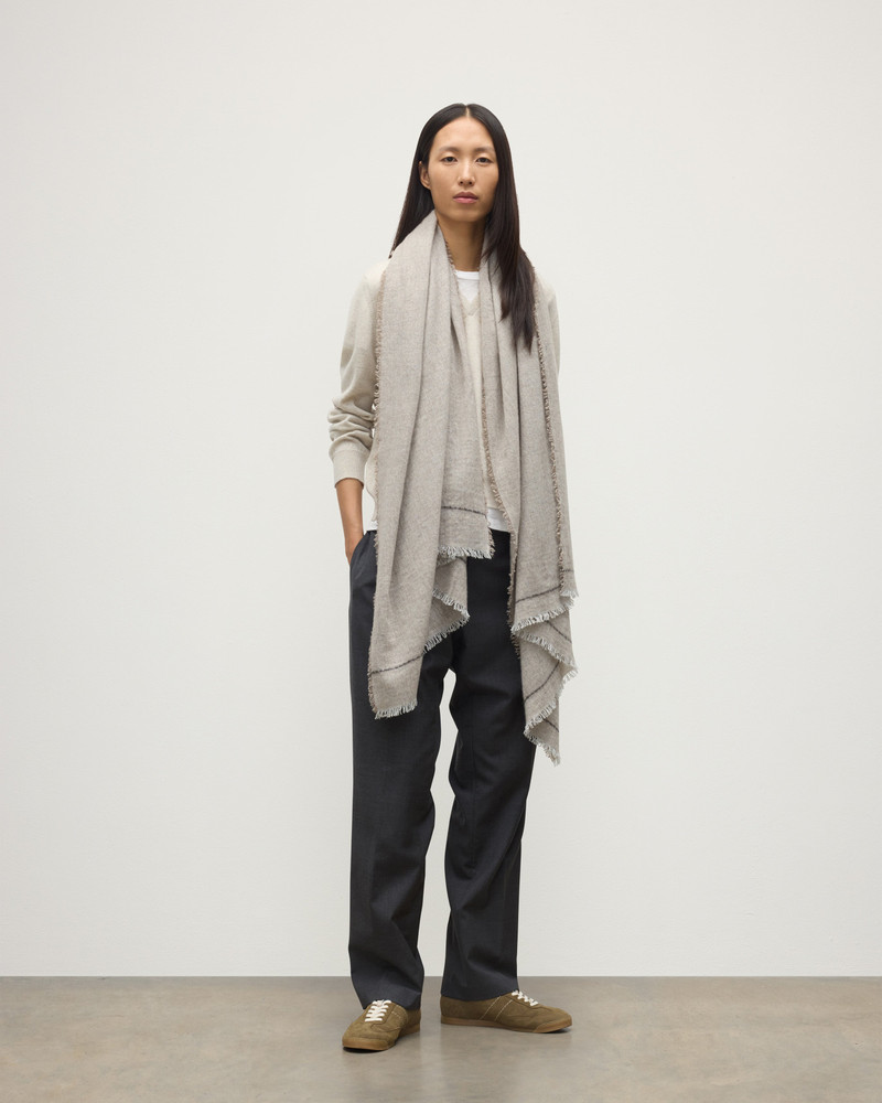 Usan Natural Cashmere Scarf 3