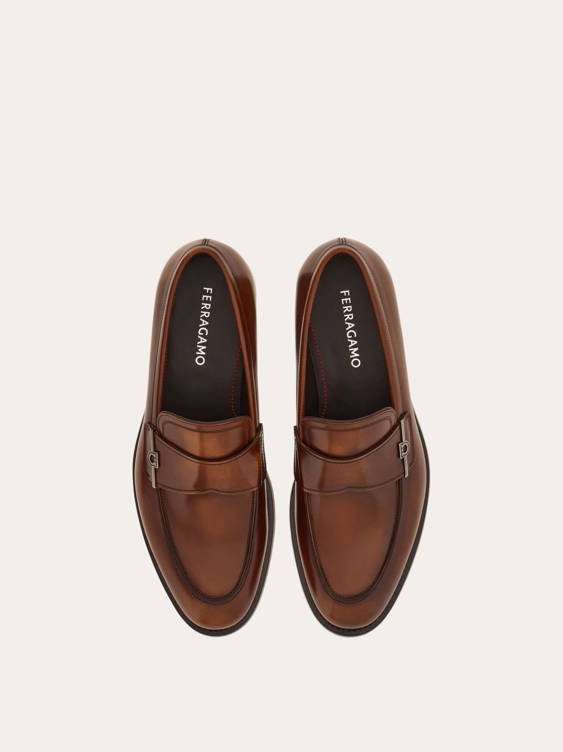 Penny loafer with Gancini ornament - 2