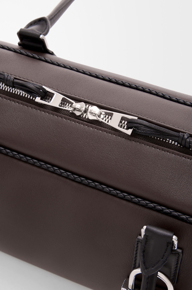 Amazona 31 cropped bag in classic calfskin 9