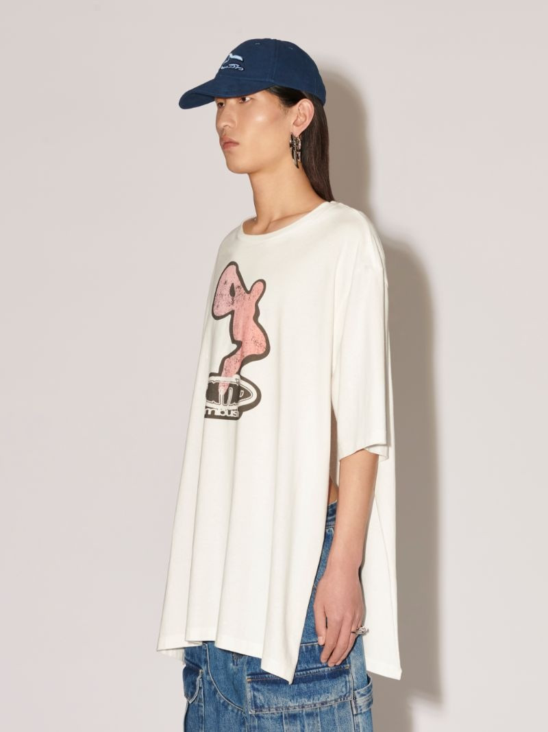 SIDE SPLITS GRAPHIC T-SHIRT 7