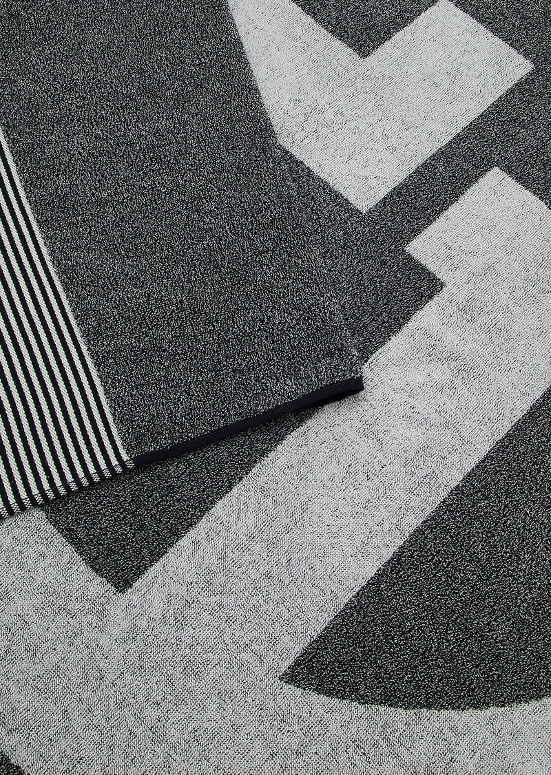 Cotton-terry beach towel with oversized jacquard GA logo 3
