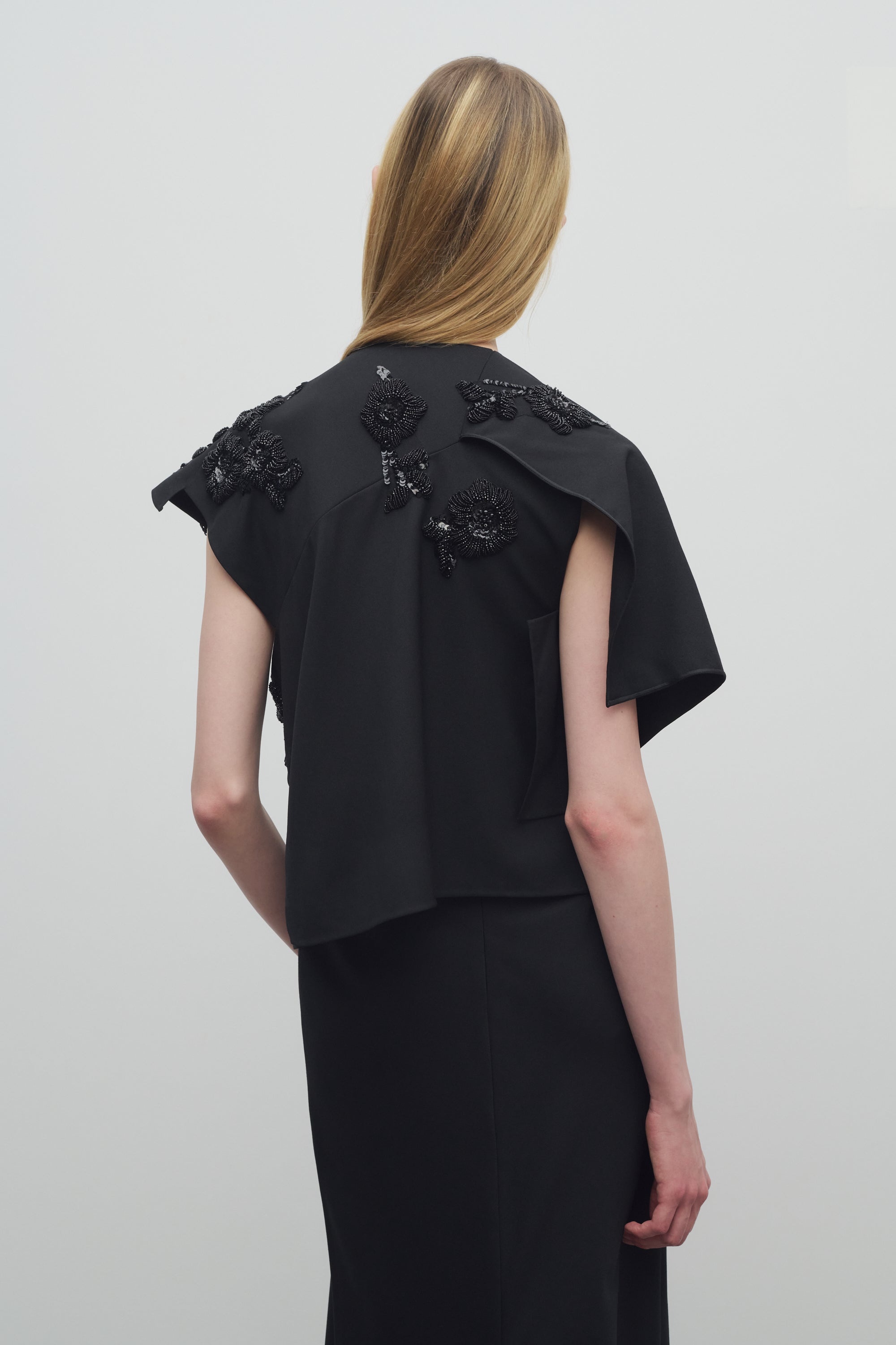 Dossine Top in Embroidered Wool - 5