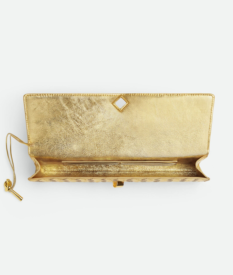Bottega Veneta Andiamo Clutch outlook