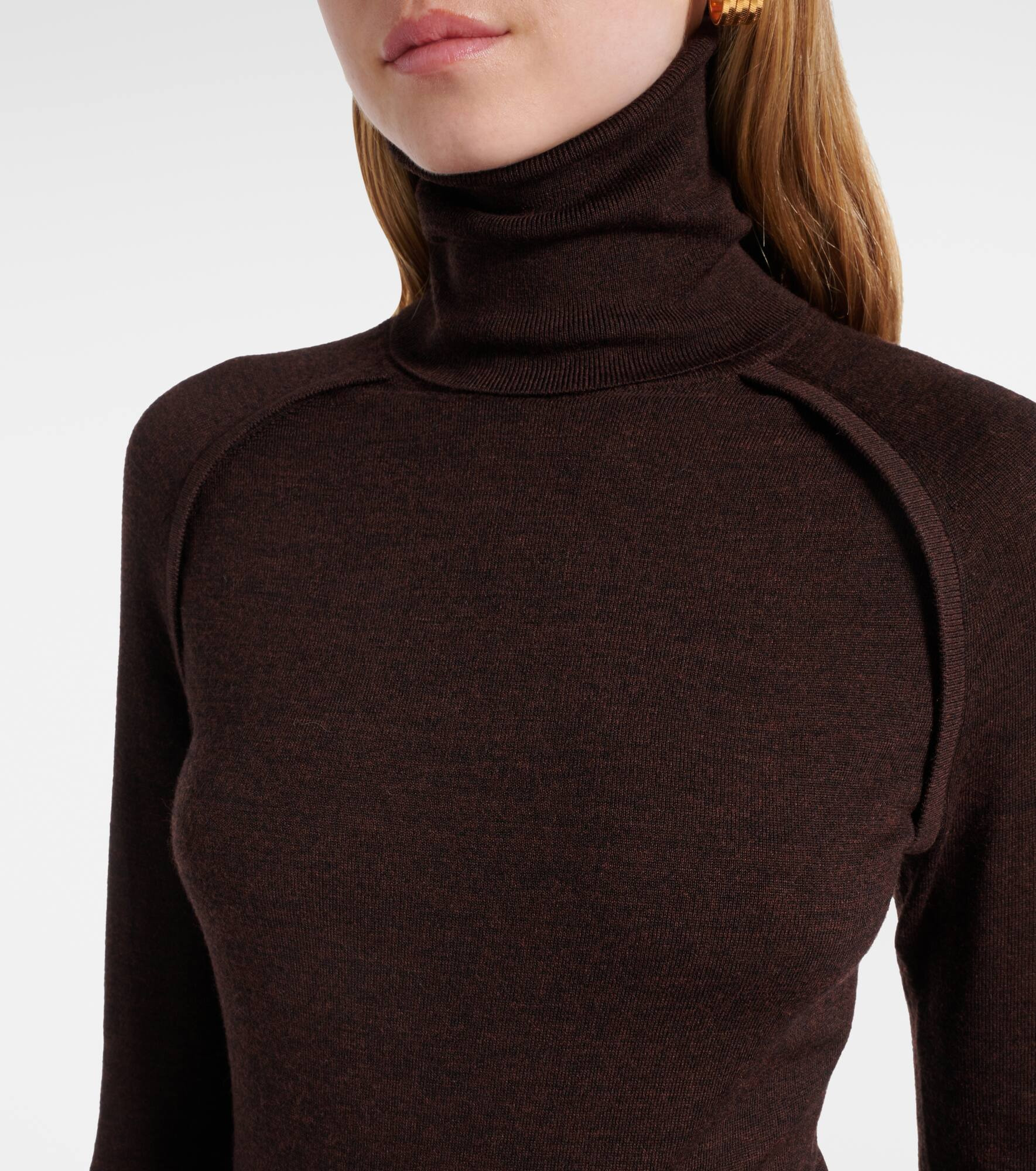 Wool turtleneck sweater - 4