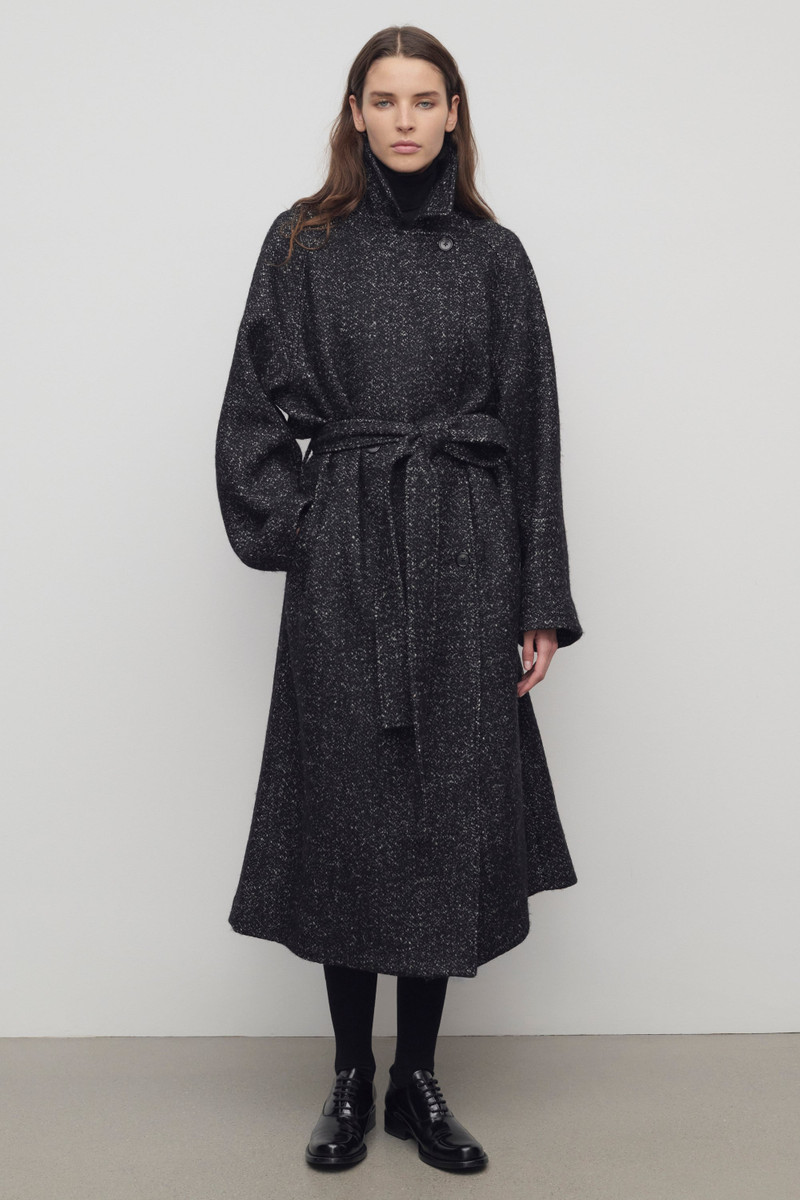 Macaria Coat in Wool 4