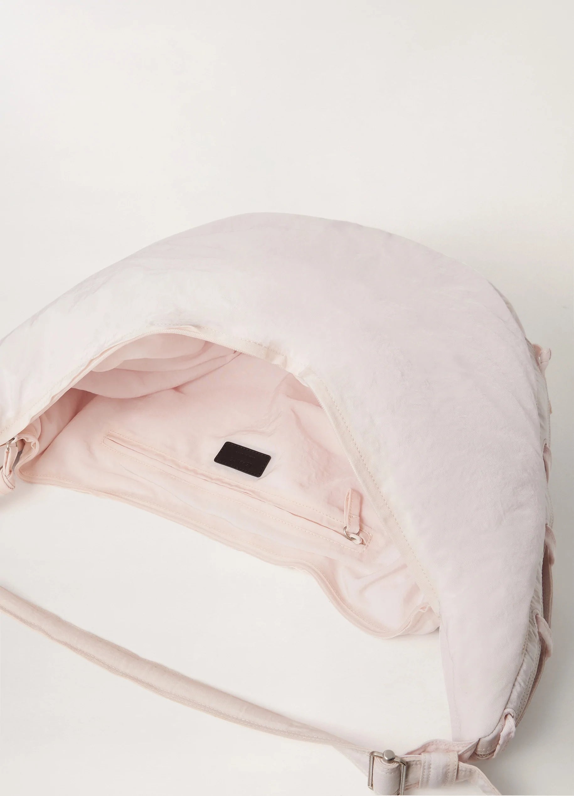 SOFT GAME BAG
NYLON CANVAS - 3