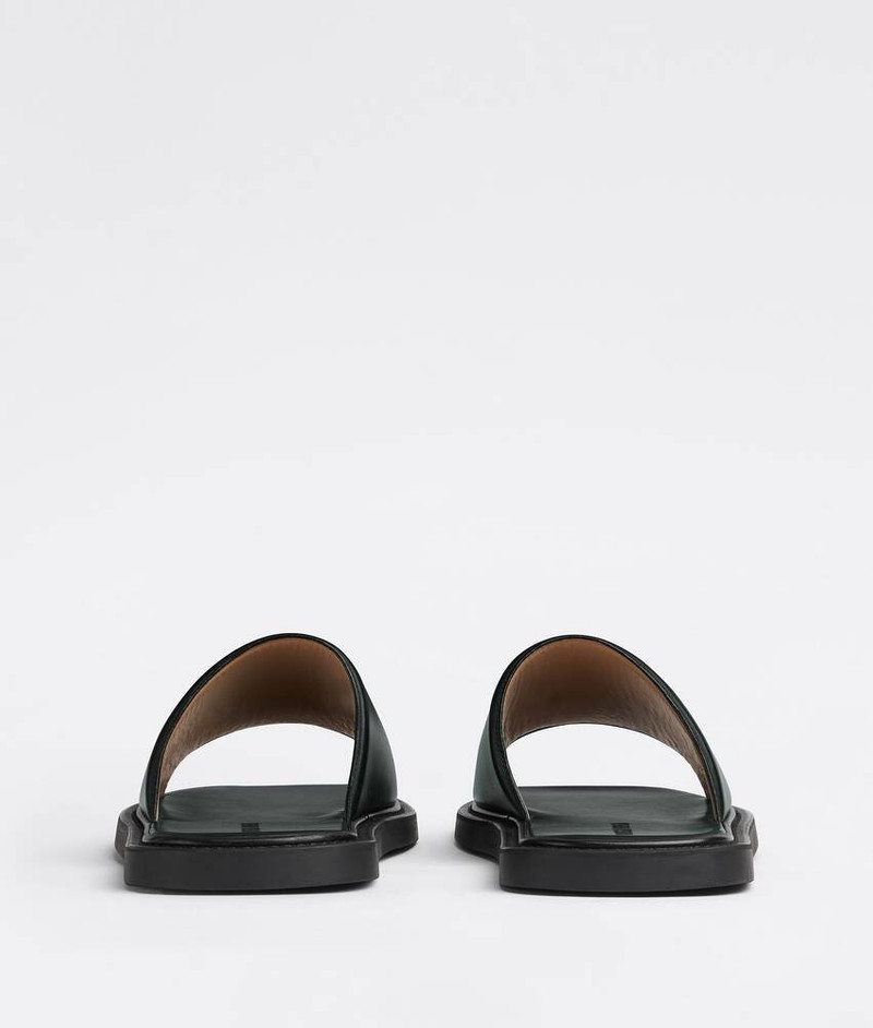 Bottega Veneta band outlook