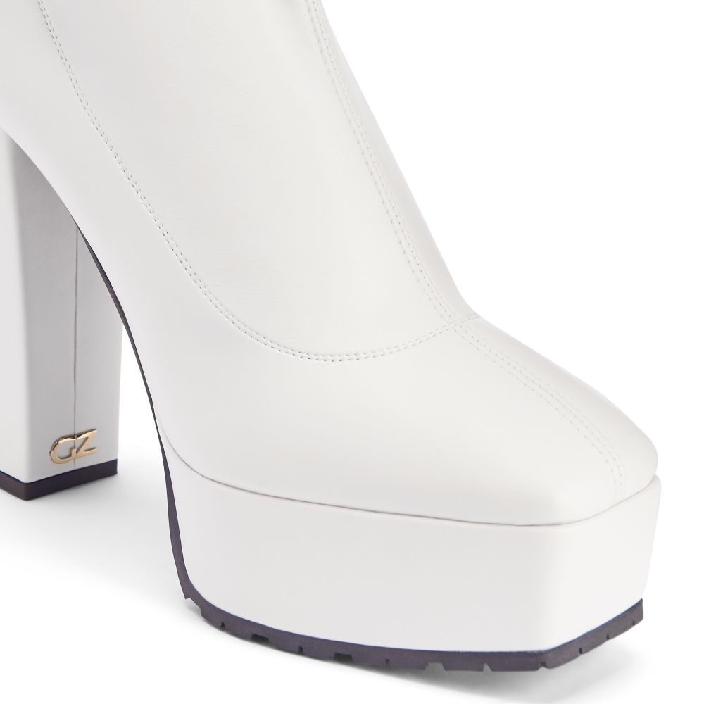 Morgana Boot - 5