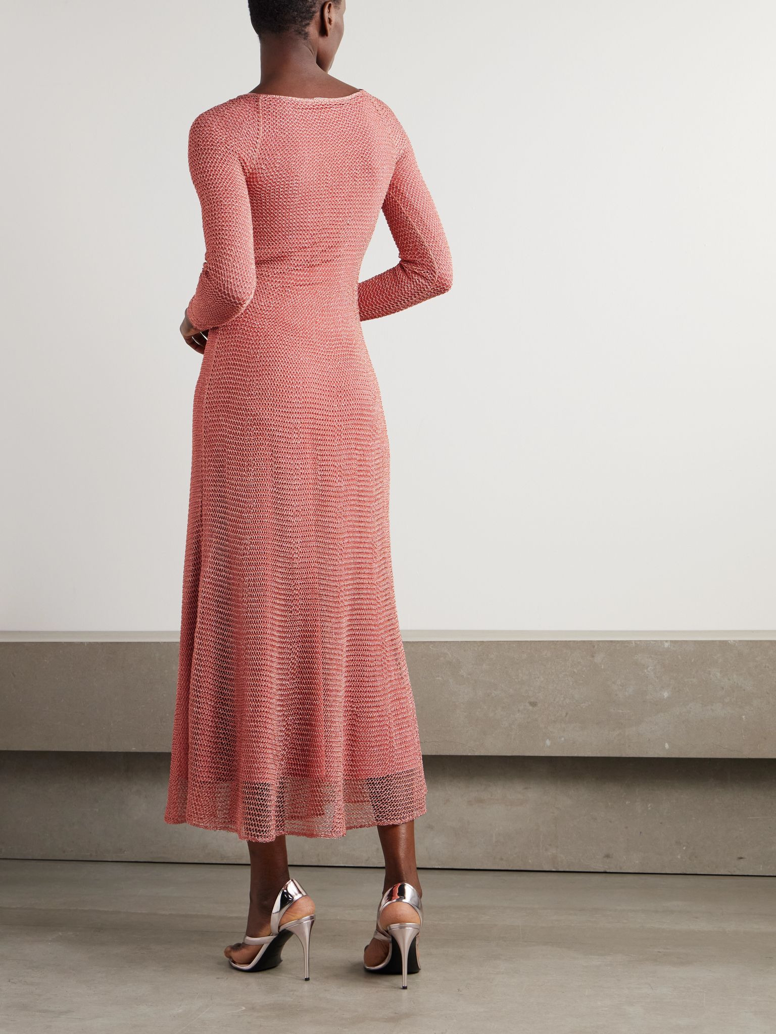 Metallic open-knit midi dress Pink - 3
