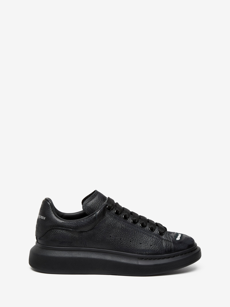 Men's Oversized Sneaker in Black 1