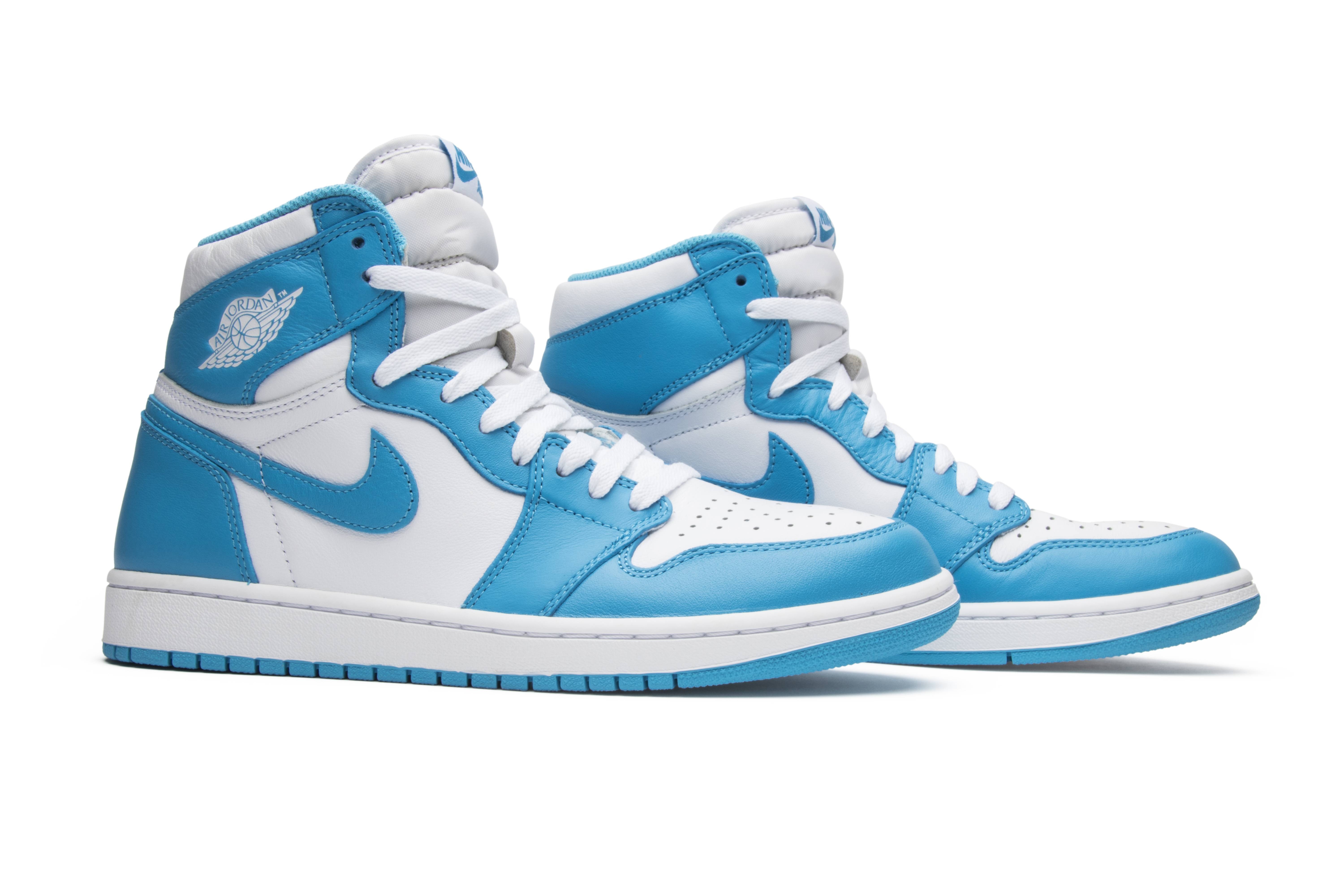 Air Jordan 1 Retro High OG 'UNC' - 8