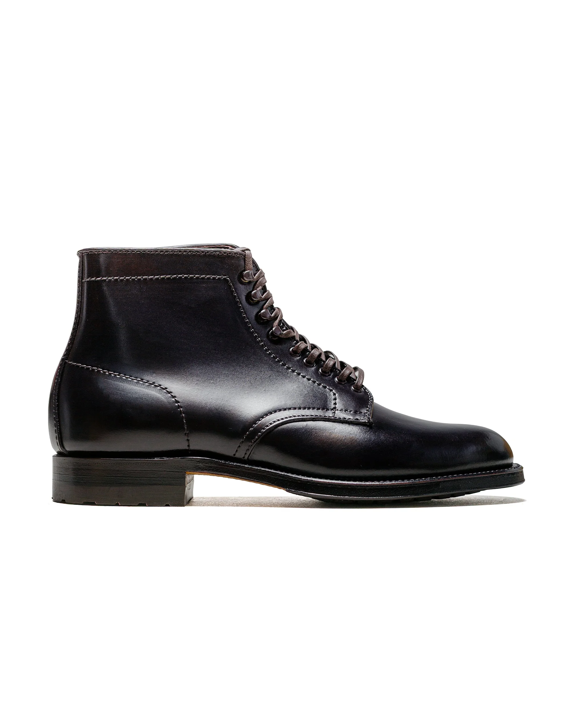 Plain Toe Boot Colour 8 Cordovan with Commando Sole 4600H - 1
