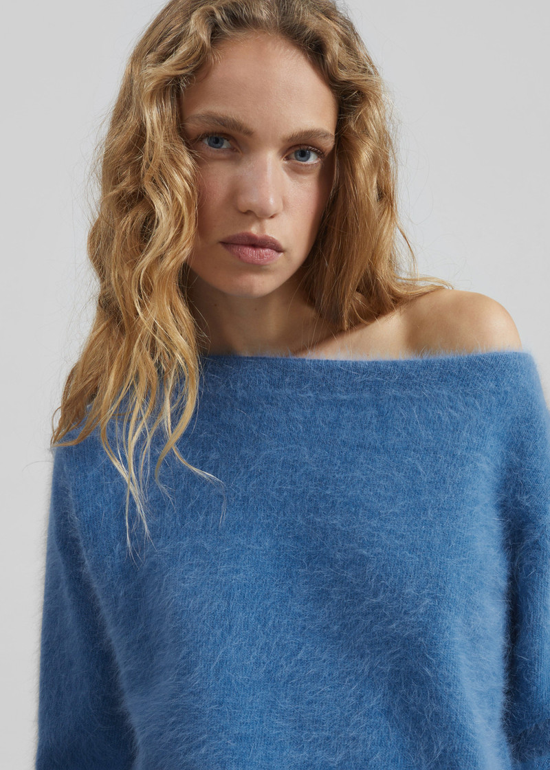Almere Fuzzy Sweater - Cobalt 3