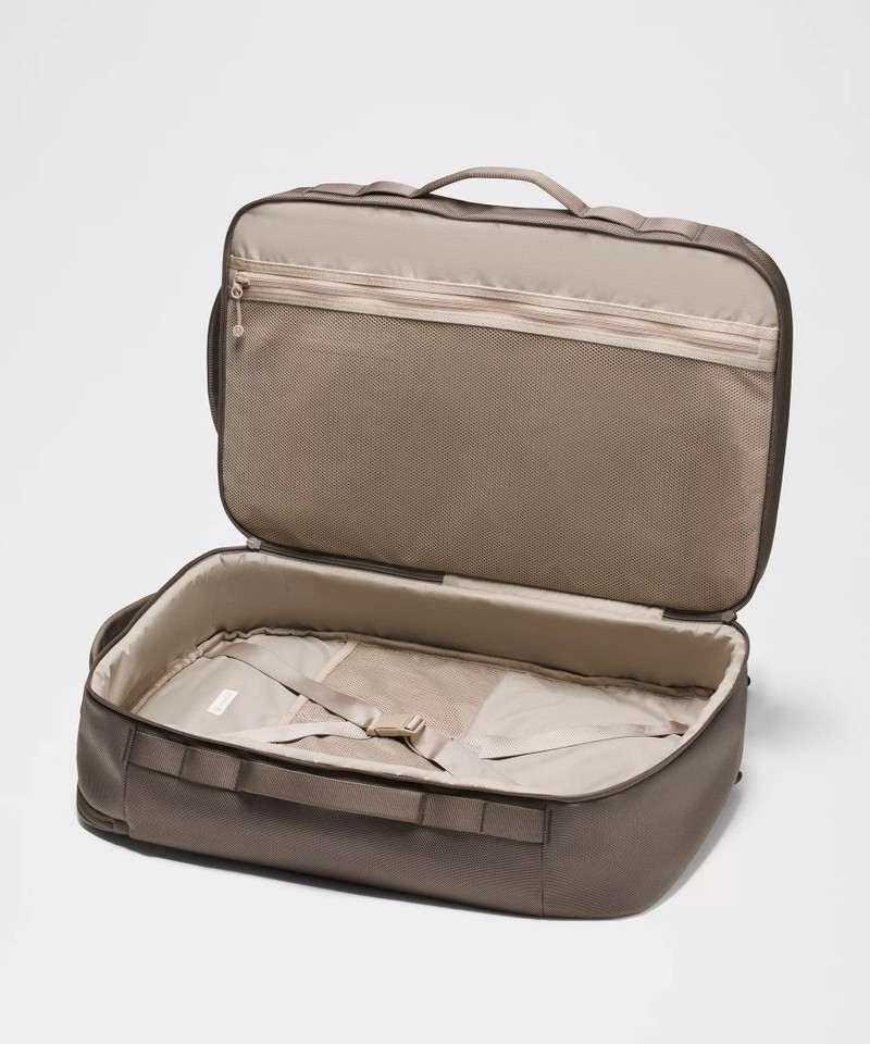 Cruiser Travel Backpack 35L 6
