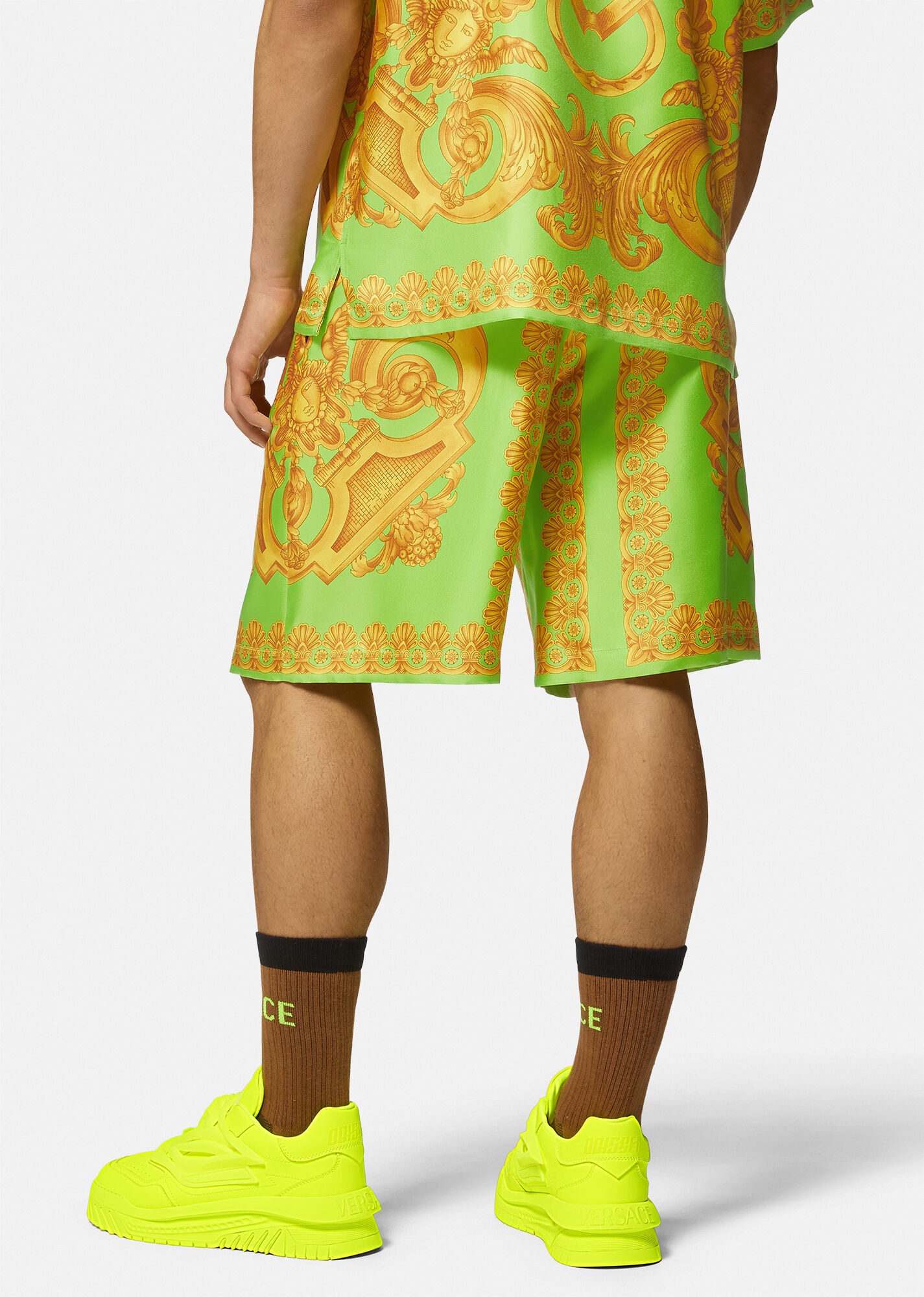 VERSACE Barocco 660 Silk Shorts