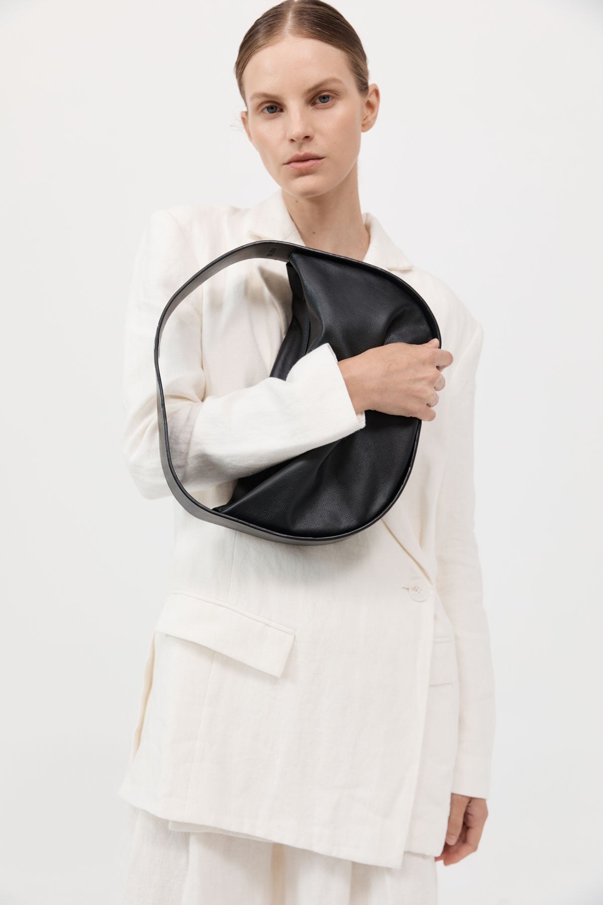 Soft Arc Bag - Black - 2