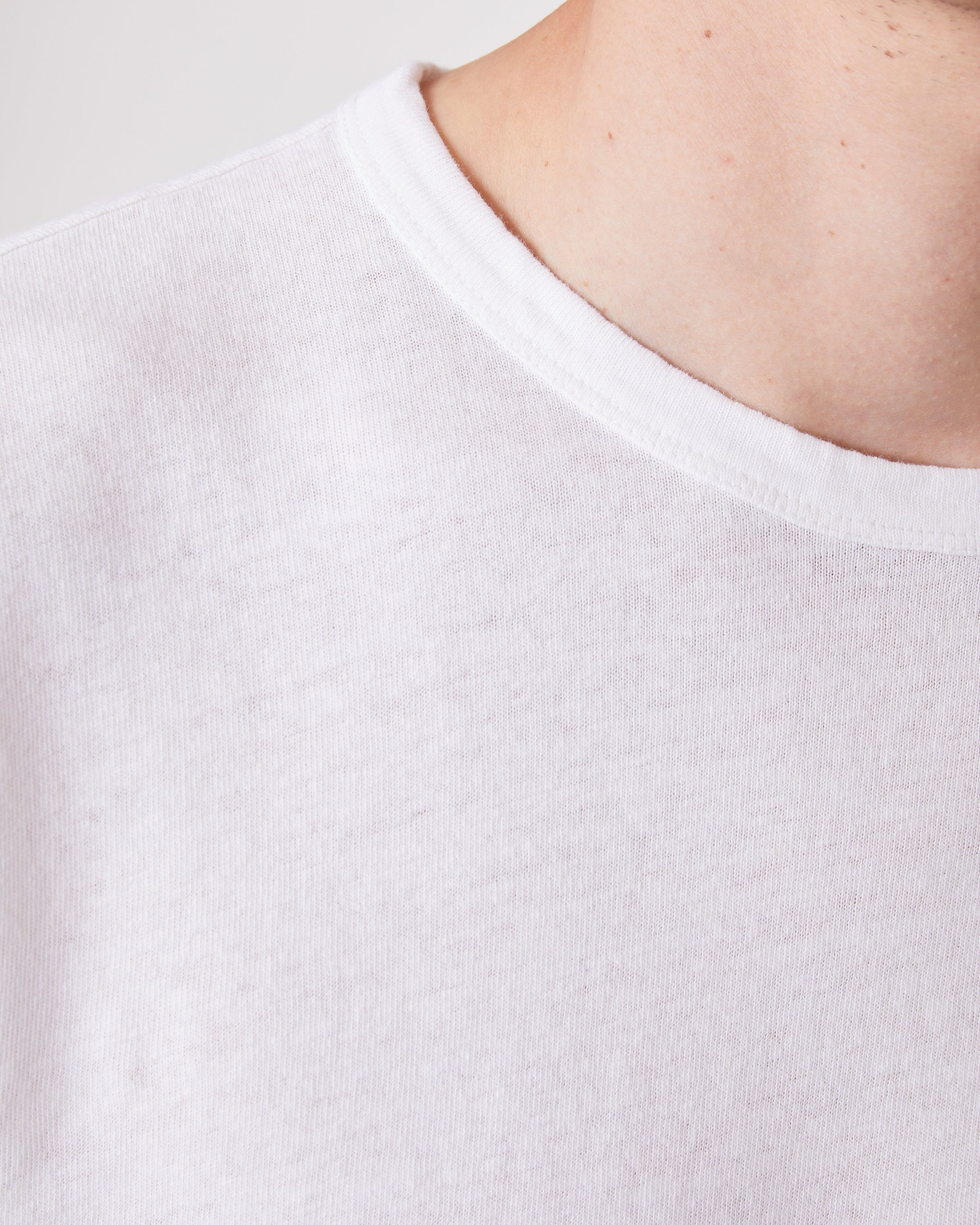 T-SHIRT - 4