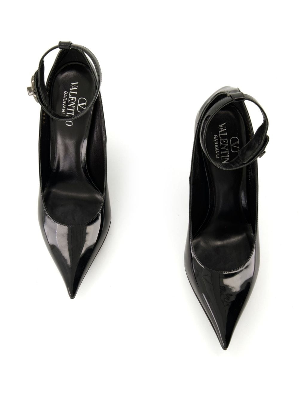 VLogo-plaque patent pumps - 6