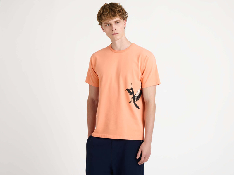 MENS PRAYING MANTIS T-SHIRT IN PEACH 5