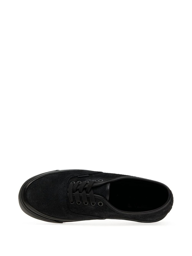 Vans low-top sneakers outlook
