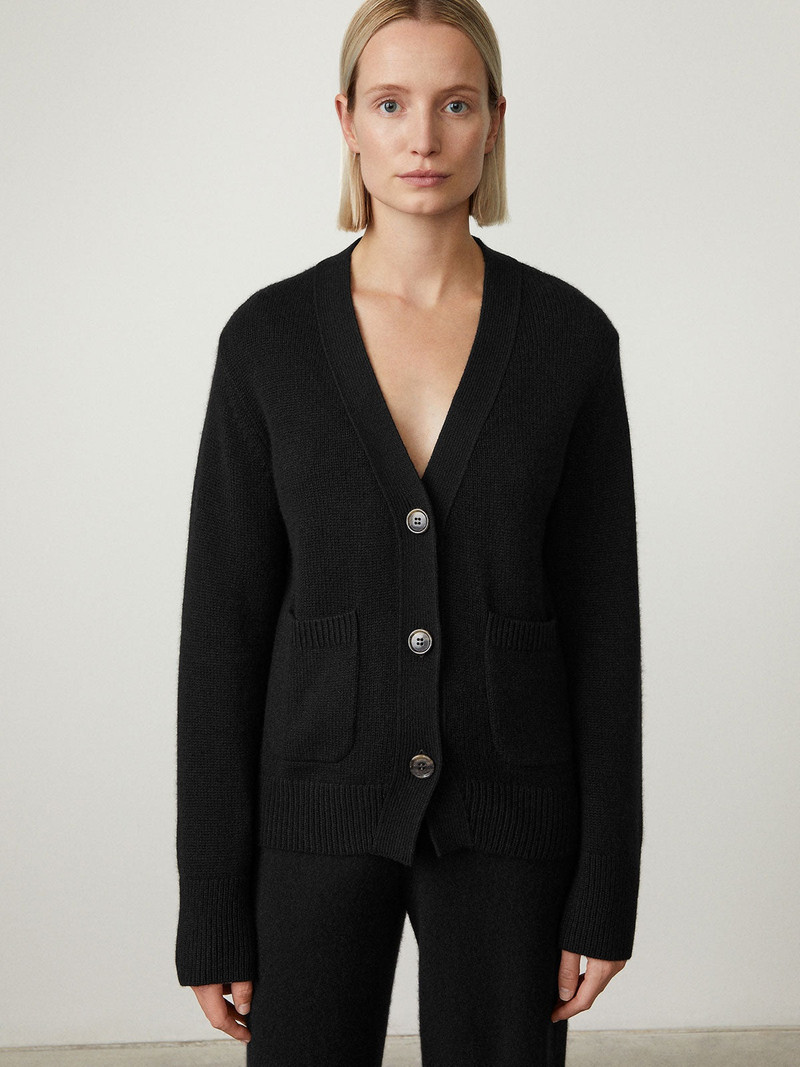 LISA YANG The Danni Cardigan outlook