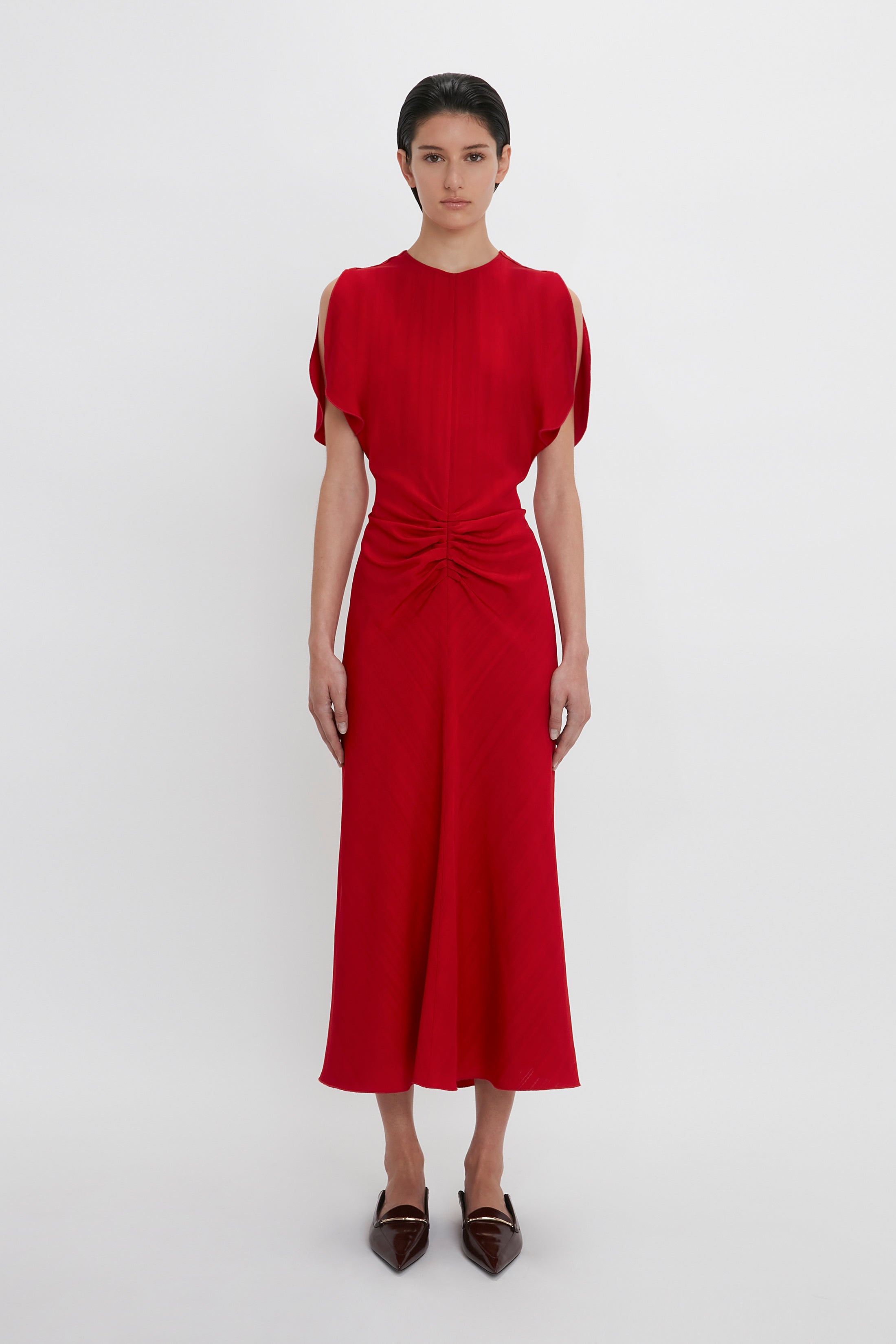 Exclusive Gathered Waist Midi Dress In Carmine - 2