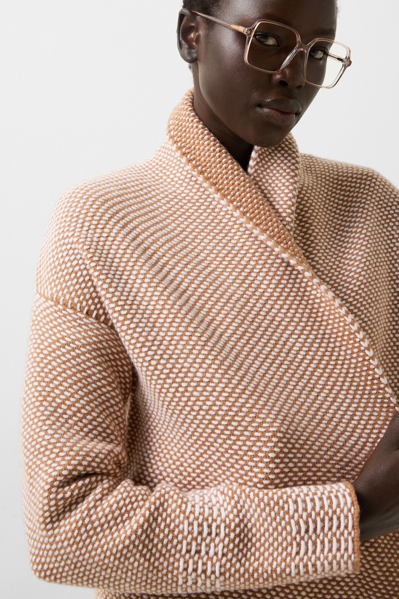 Knitted coat Lassie in Camel/Off-White 6