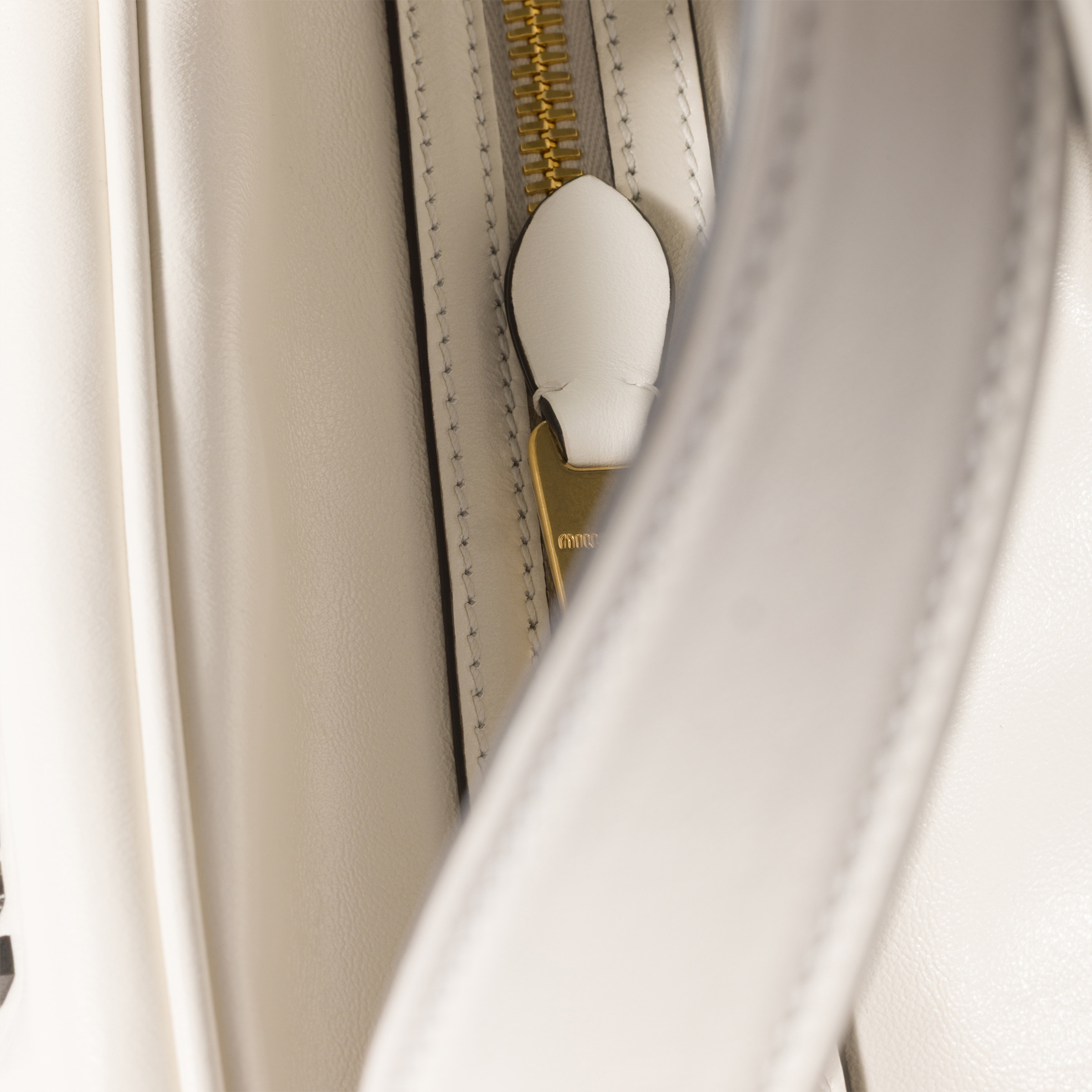 Leather top-handle bag - 5