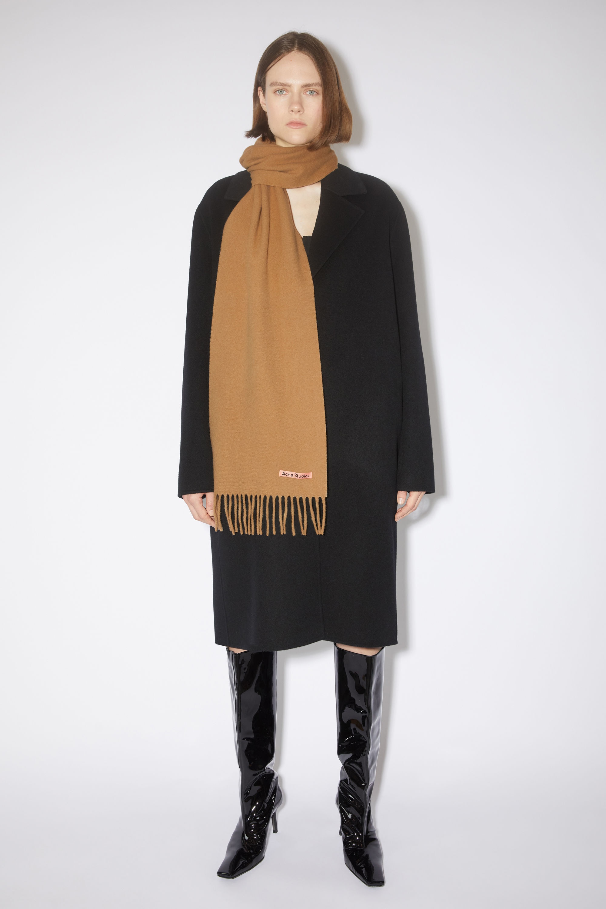 Fringe wool scarf - skinny - Dark camel - 2