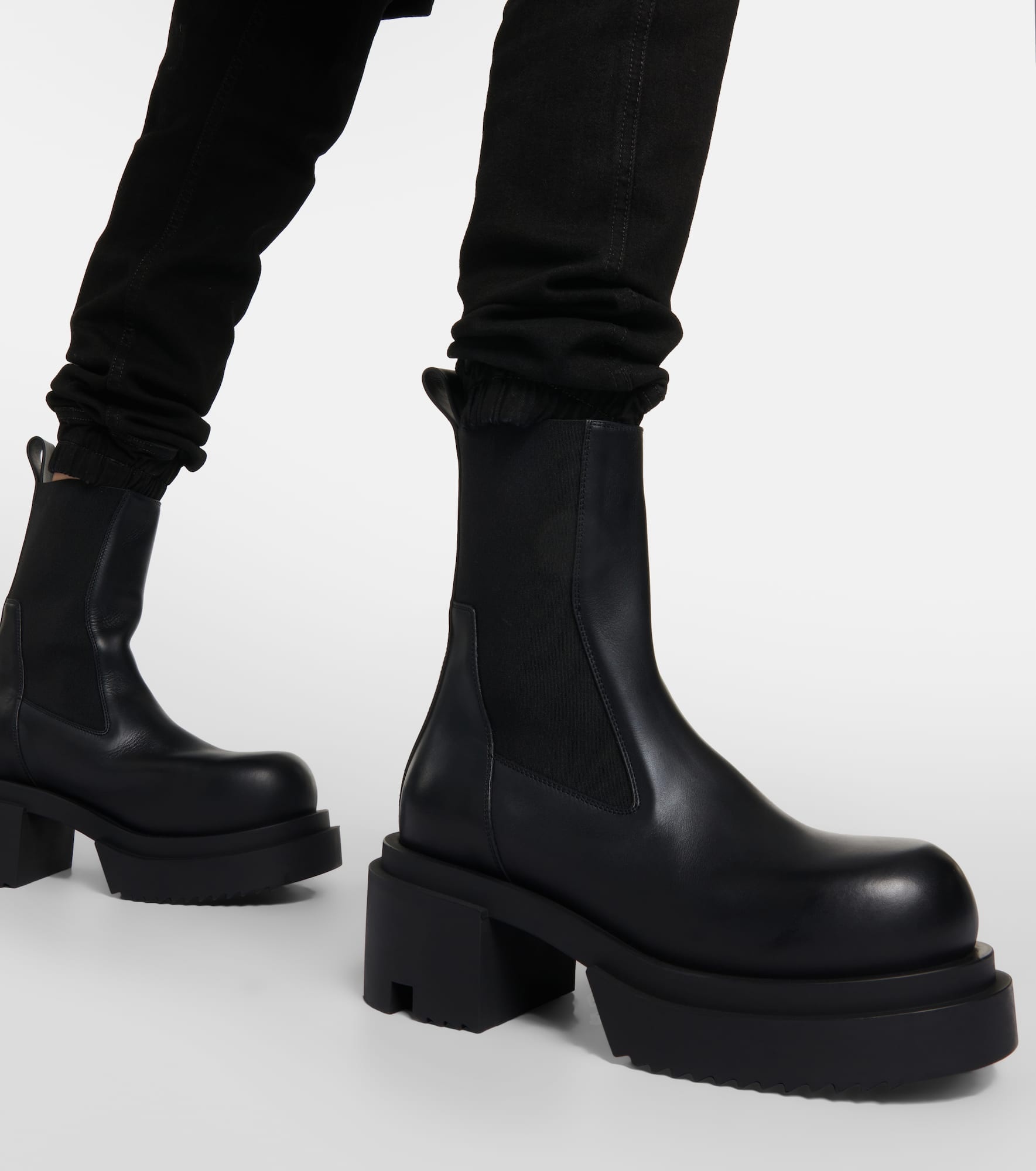 Leather ankle boots - 4